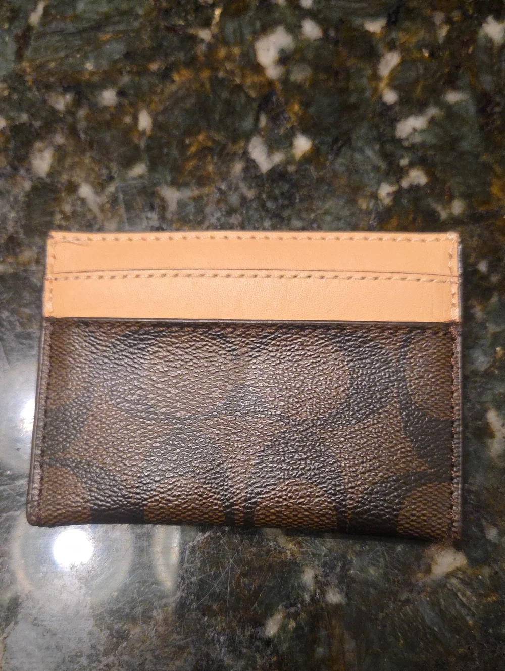 Coach slim card